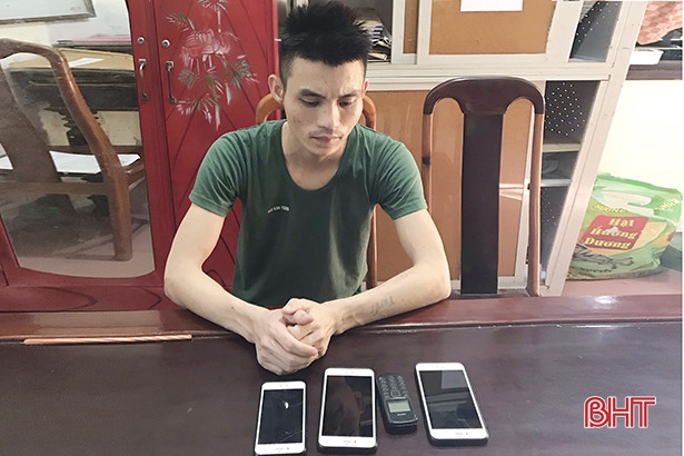 Thiếu tiền chơi game, thanh niên Can Lộc sang nhà hàng xóm “chôm” tài sản