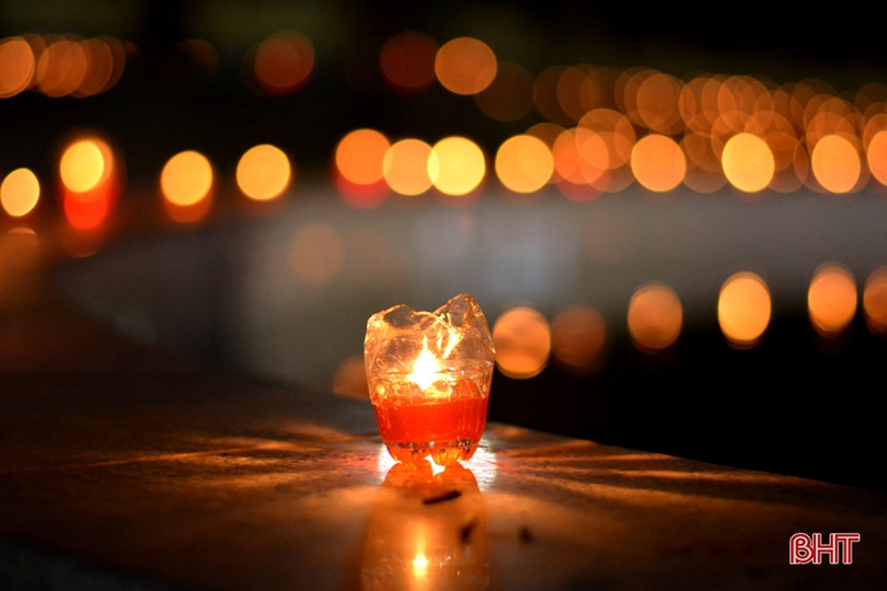 1.070 ngọn nến tri ân các anh hùng liệt sỹ ở TX Kỳ Anh