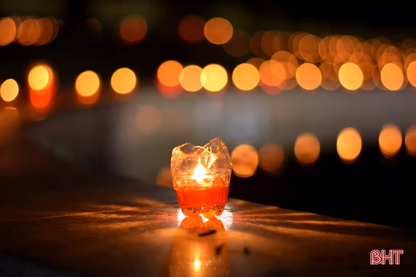 1.070 ngọn nến tri ân các anh hùng liệt sỹ ở TX Kỳ Anh