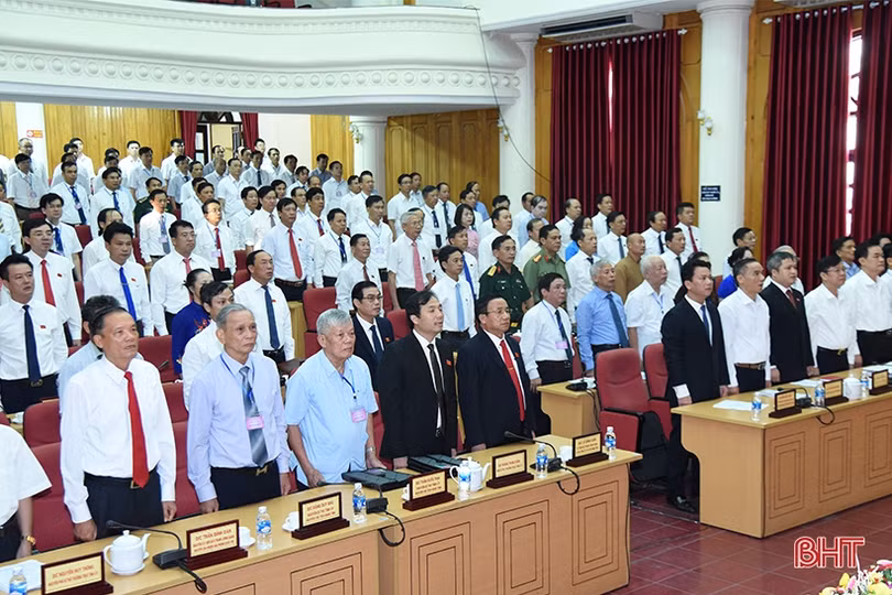 Khai mạc trọng thể Kỳ họp thứ 10, HĐND tỉnh Hà Tĩnh khóa XVII