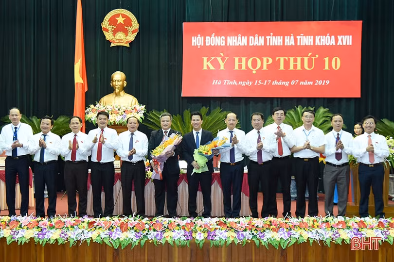 Ông Trần Tiến Hưng được bầu giữ chức Chủ tịch UBND tỉnh Hà Tĩnh