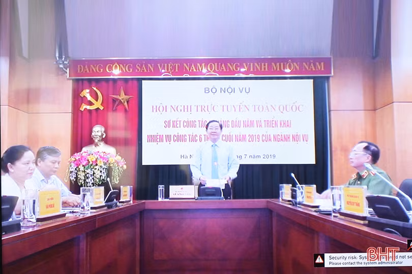 Tập trung giải quyết khó khăn về tổ chức bộ máy các cơ quan chuyên môn