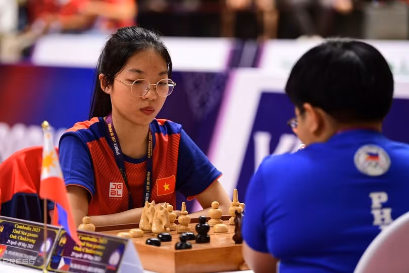 Việt Nam giành huy chương vàng đầu tiên ở SEA Games 32