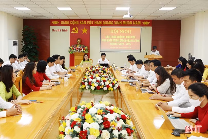 Hoàn thành sơ kết giữa nhiệm kỳ nghị quyết đại hội đảng bộ trước ngày 30/5