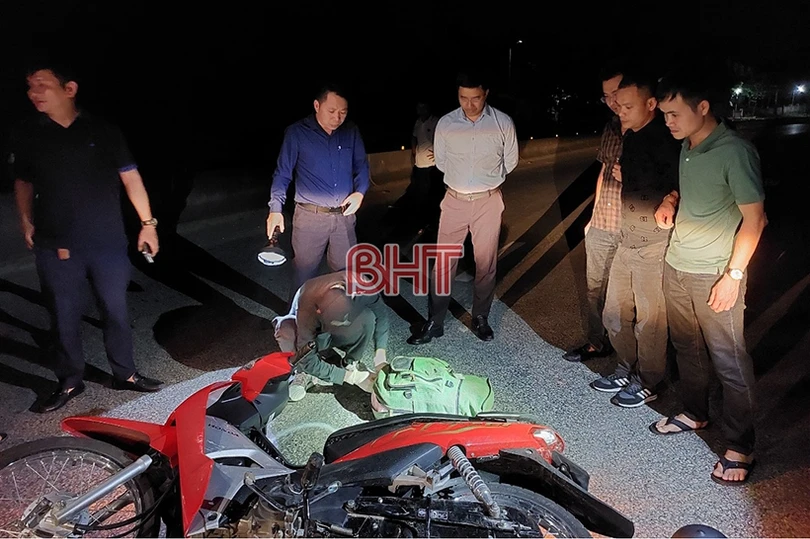 Hà Tĩnh: Bắt đối tượng vận chuyển 32.800 viên ma túy tổng hợp