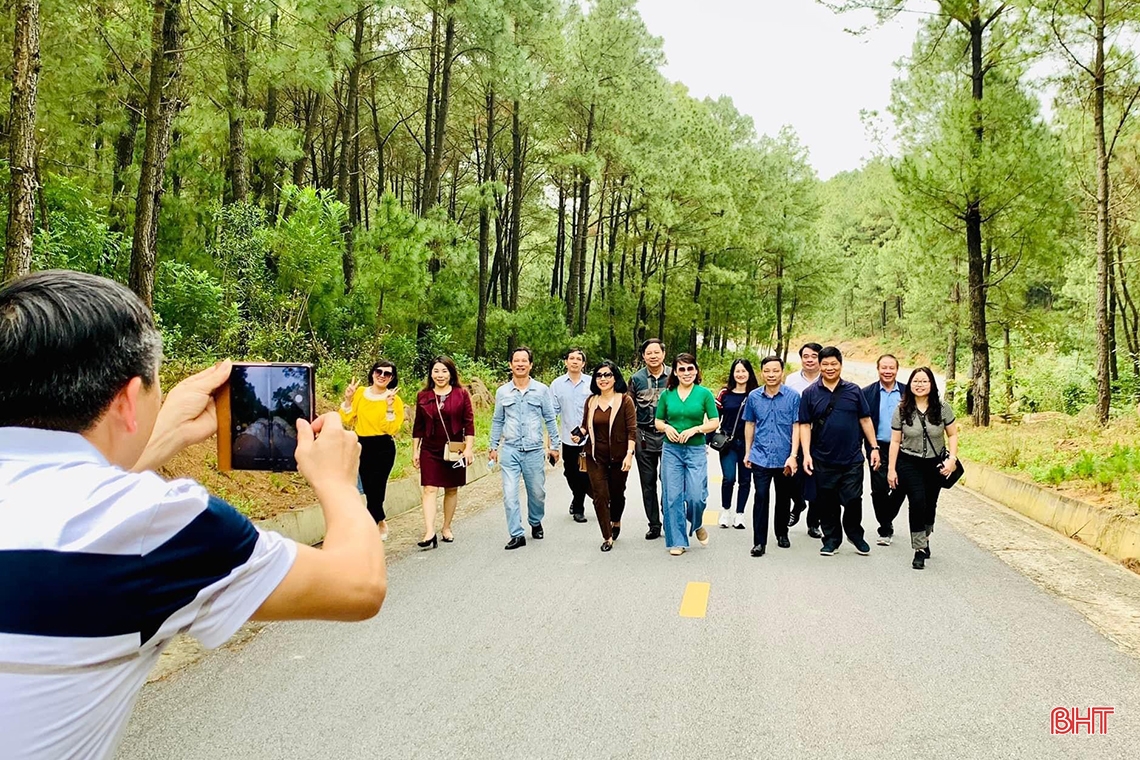 Chùa Hương Tích Hà Tĩnh - điểm “check in” đậm sắc xuân