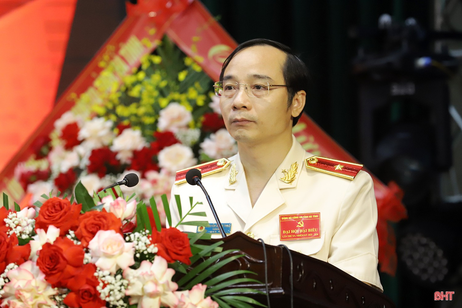 Thiếu tướng Nguyễn Xuân Thao - Giám đốc Công an tỉnh Hà Tĩnh phát biểu khai mạc đại hội. bqbht_br_dai-hoi-cong-an-tinh-07.jpg