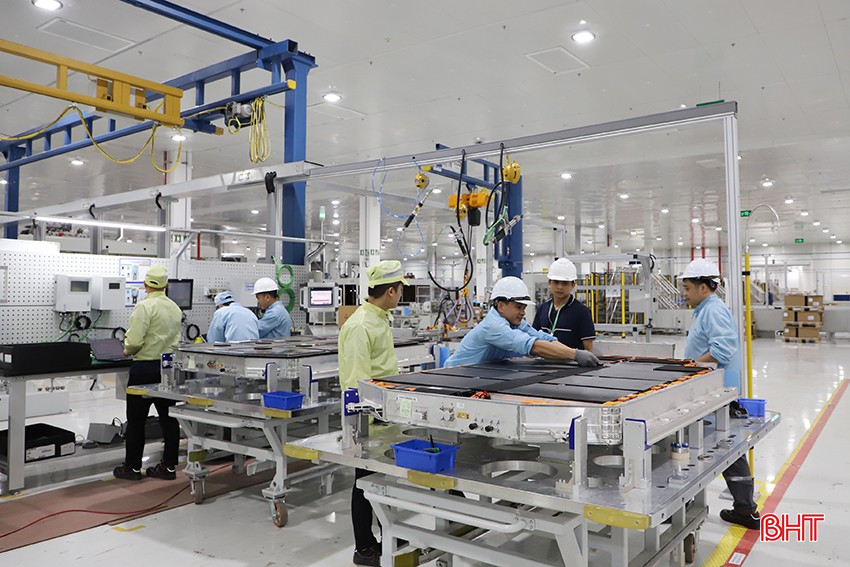 Hoạt động sản xuất sản phẩm packpin tại Nhà máy sản xuất Pin VinES. bqbht_br_3.jpg