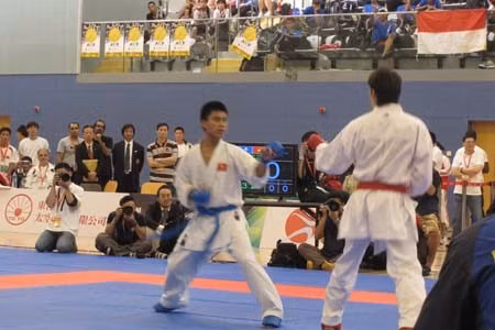 Võ sĩ Karatedo Nguyễn Văn Sử - tài năng đang đợi chín