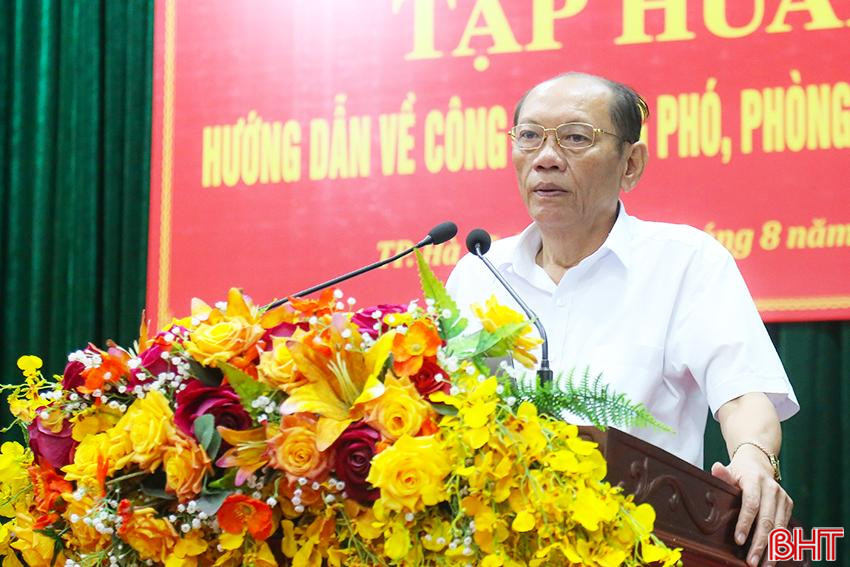 Phó Chủ tịch UBND TP Hà Tĩnh Lê Quang Đức thông tin về kế hoạch phòng chống thiên tai năm 2024 của thành phố. IMG_9714.jpg