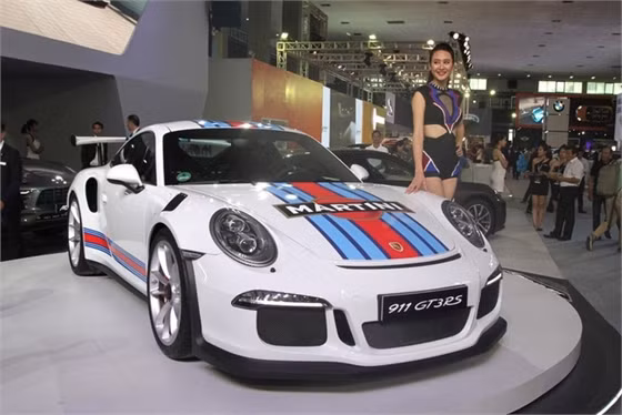 Porsche 911 GT3 RS - ngôi sao 11,5 tỷ tại Việt Nam ảnh 1