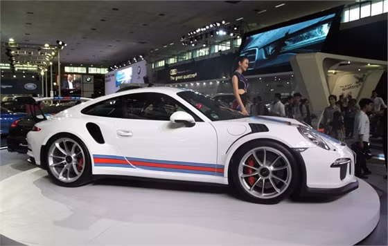 Porsche 911 GT3 RS - ngôi sao 11,5 tỷ tại Việt Nam ảnh 7