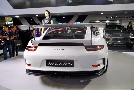 Porsche 911 GT3 RS - ngôi sao 11,5 tỷ tại Việt Nam ảnh 9