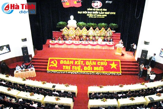 Đảng bộ Hà Tĩnh qua XVII kỳ đại hội ảnh 2