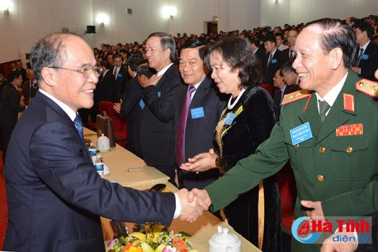 Khai mạc trọng thể Đại hội đại biểu Đảng bộ tỉnh Hà Tĩnh lần thứ XVIII ảnh 2 Khai mạc trọng thể Đại hội đại biểu Đảng bộ tỉnh Hà Tĩnh lần thứ XVIII ảnh 2