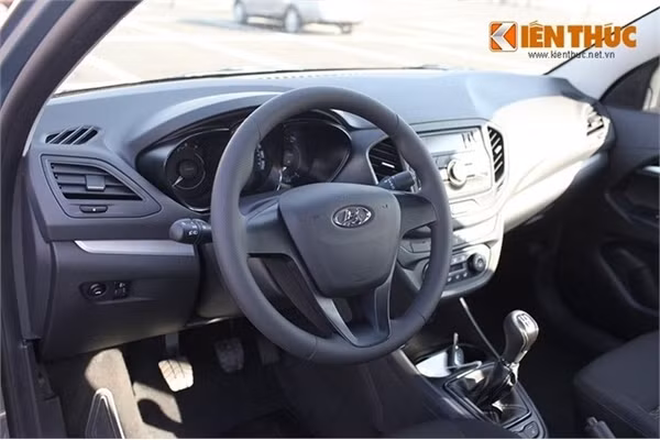 Cận cảnh Lada Vesta, ôtô Nga giá chỉ từ 156 triệu đồng ảnh 6