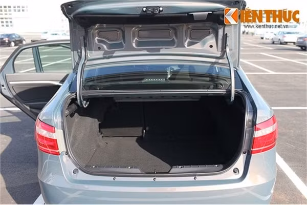 Cận cảnh Lada Vesta, ôtô Nga giá chỉ từ 156 triệu đồng ảnh 5