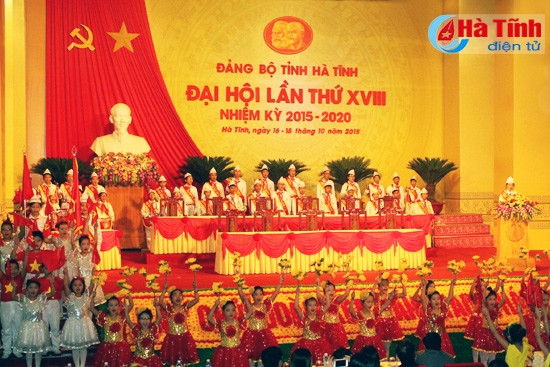 Đảng bộ Hà Tĩnh qua XVII kỳ đại hội ảnh 1