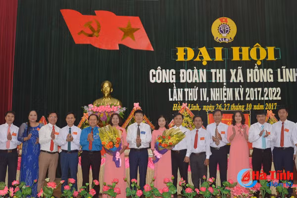 vi quyen loi ich hop phap cua doan vien nguoi lao dong