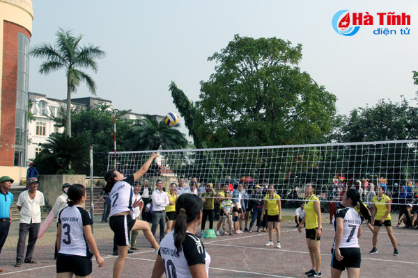 da mat man dau vo karate tai buoi khai hoi tdtt huyen nghi xuan