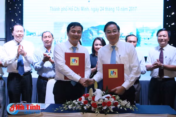 ha tinh va tp ho chi minh ket noi phat trien du lich