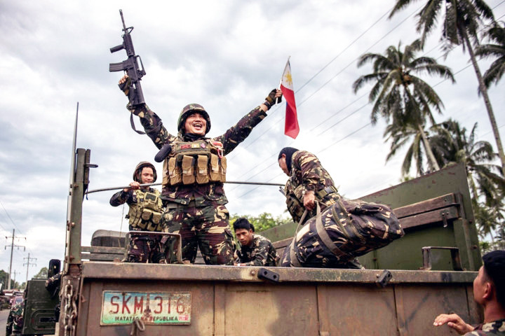 photo philippines ket thuc chien dich giai phong marawi khoi phien quan