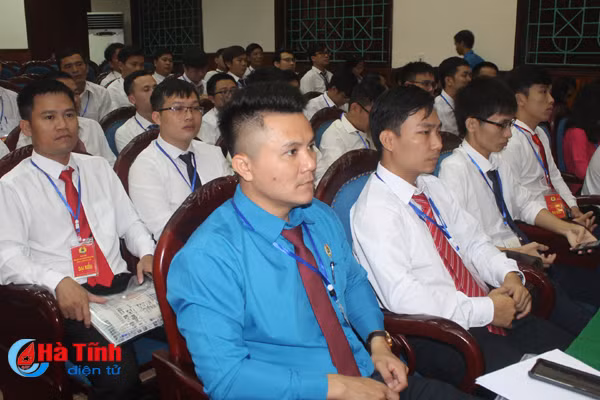 vi quyen loi ich hop phap cua nguoi lao dong o cac khu kinh te