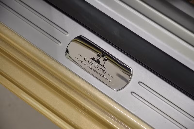 rolls royce ghost phien ban oc dao sa mac doc dao