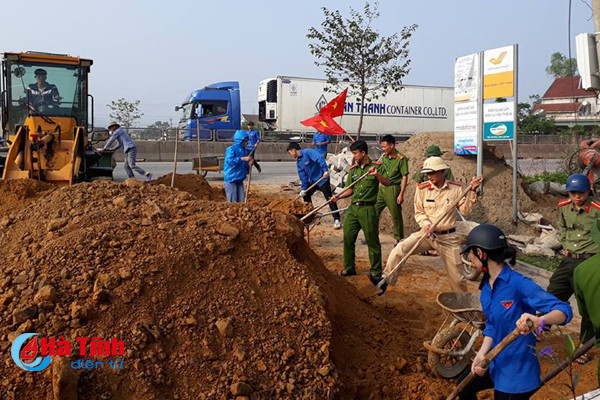 hon 2 000 dvtn ha tinh ho tro cac xa ve dich nong thon moi