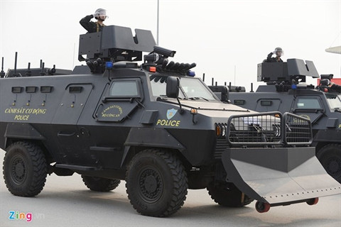 nhan dien khau sung may manh nhat cua canh sat co dong