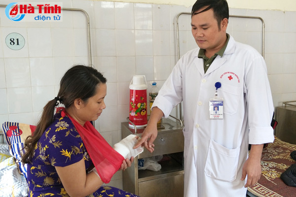 xong vao tram xa chem nhan vien y te trong thuong