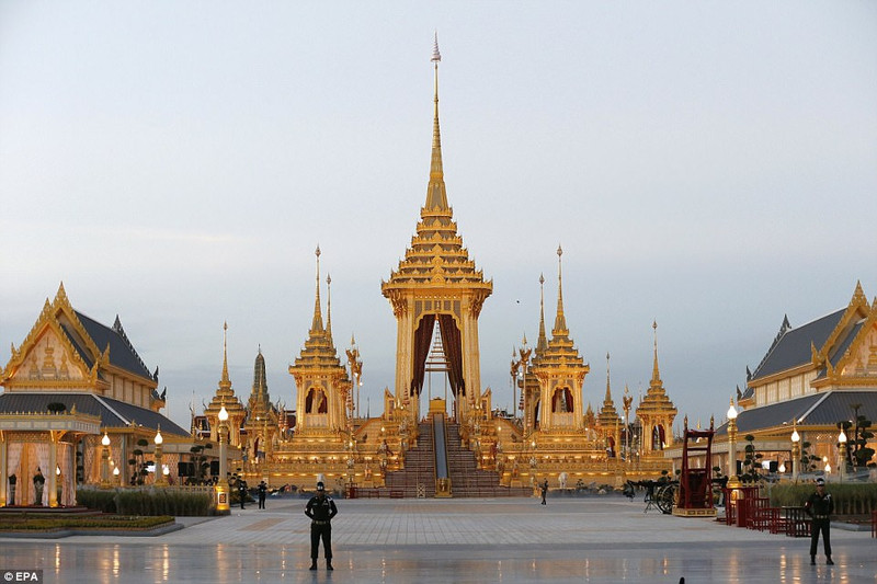 Những điều cần biết về lễ quốc tang 90 triệu USD của cố vương Thái Lan ảnh 1 nhung dieu can biet ve le quoc tang 90 trieu usd cua co vuong thai lan