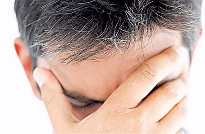 nguyen nhan nao khien toc bac som