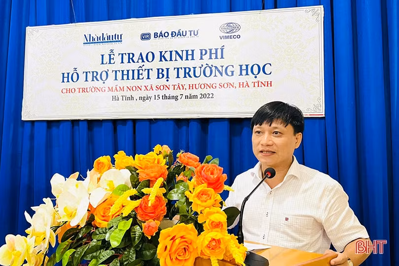 Trao hỗ trợ 200 triệu đồng cho trường mầm non ở Hương Sơn