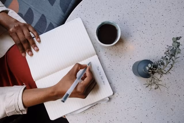 Ba thói quen lành mạnh cho phụ nữ bận rộn