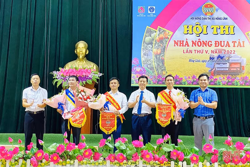 Phường Đậu Liêu nhất Hội thi Nhà nông đua tài thị xã Hồng Lĩnh