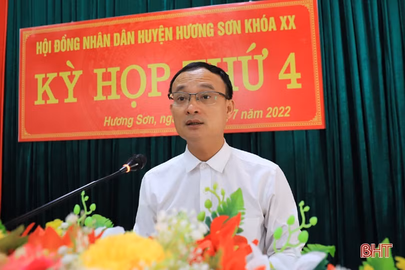 Hương Sơn bàn giải pháp phát triển KT - XH những tháng cuối năm