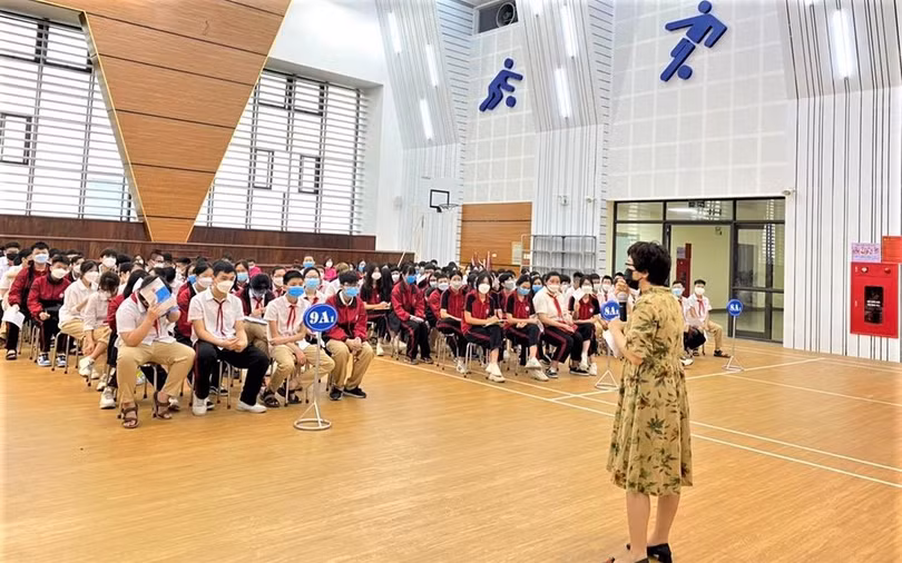 Thất bại trong thi cử, quở trách không thay đổi được kết quả điểm thi, cha mẹ cần làm gì để giúp con vượt qua cú sốc?