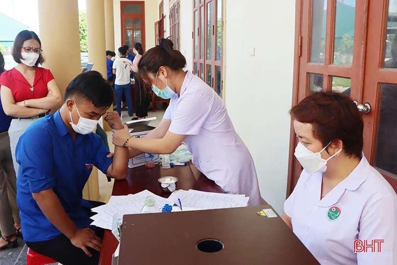 Tiếp nhận 262 đơn vị máu tại ngày hội hiến máu tình nguyện ở Cẩm Xuyên