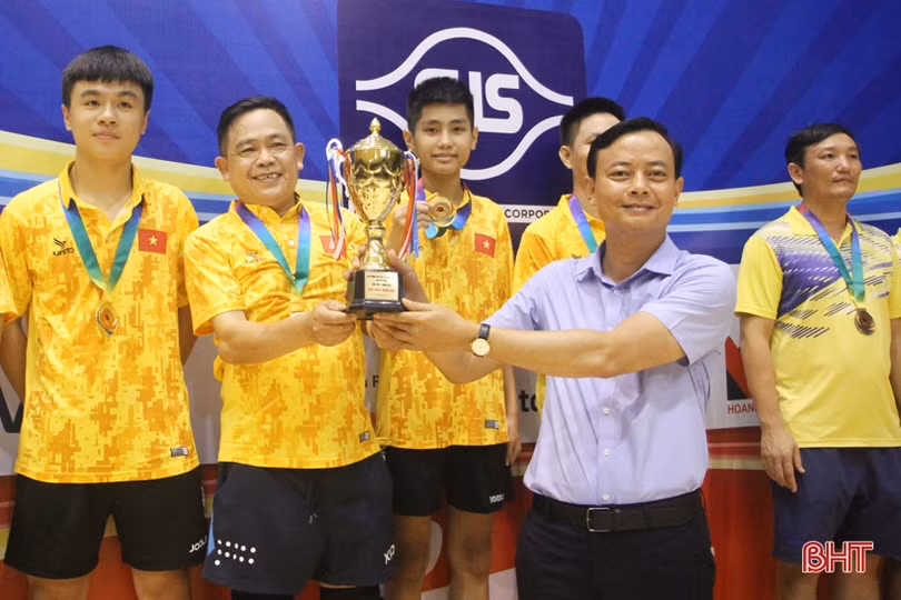 Dư âm đẹp về Giải Bóng bàn các câu lạc bộ mở rộng Báo Hà Tĩnh lần thứ III