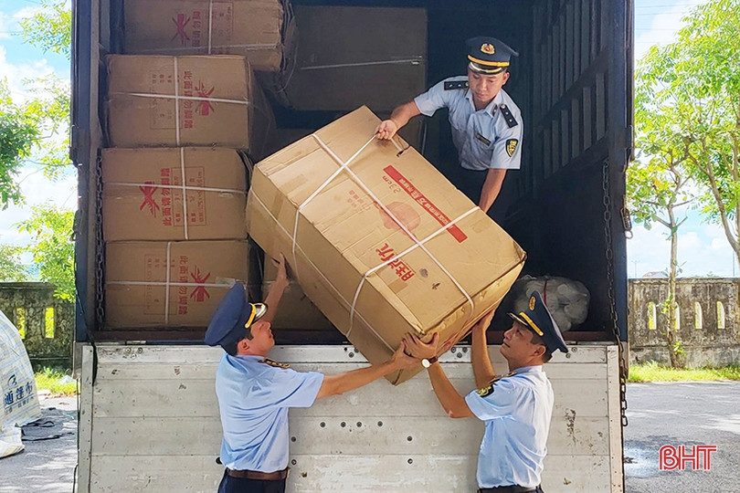 Hà Tĩnh: Xử phạt 17,5 triệu đồng một trường hợp vận chuyển hàng hoá không rõ nguồn gốc