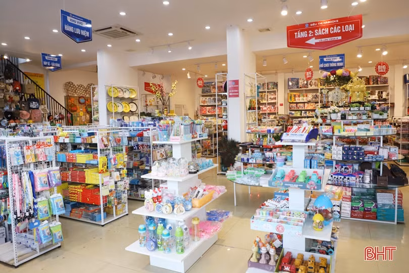 Siêu thị Habooks - “Thiên đường” hấp dẫn cho những người yêu sách ở TP Hà Tĩnh