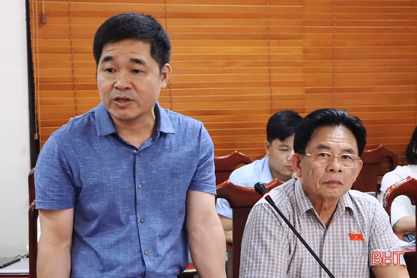 Tổ đại biểu HĐND tỉnh bầu tại Cẩm Xuyên góp ý về chính sách nông thôn mới, y tế, giáo dục