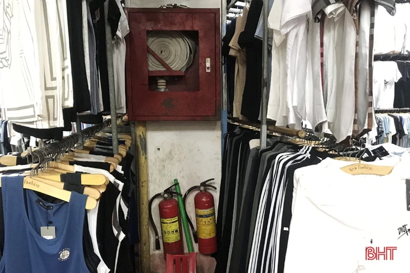 Phòng cháy, chữa cháy tại chợ truyền thống: Ý thức là then chốt!