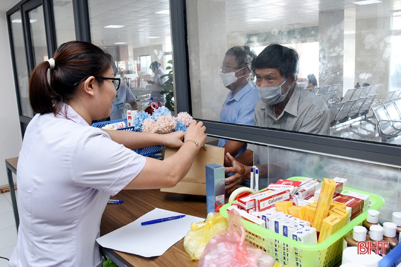 Các tổ chức, đơn vị khám và cấp phát thuốc miễn phí cho người dân Hà Tĩnh