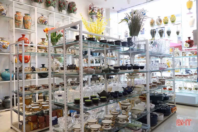 Siêu thị Habooks - “Thiên đường” hấp dẫn cho những người yêu sách ở TP Hà Tĩnh