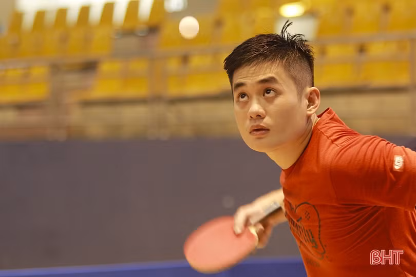 Hấp dẫn các trận chung kết đôi nam nữ ngày thi đấu thứ 3 Giải Bóng bàn các CLB mở rộng Báo Hà Tĩnh