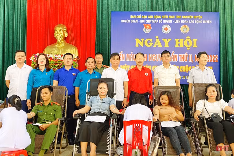 Tiếp nhận 262 đơn vị máu tại ngày hội hiến máu tình nguyện ở Cẩm Xuyên
