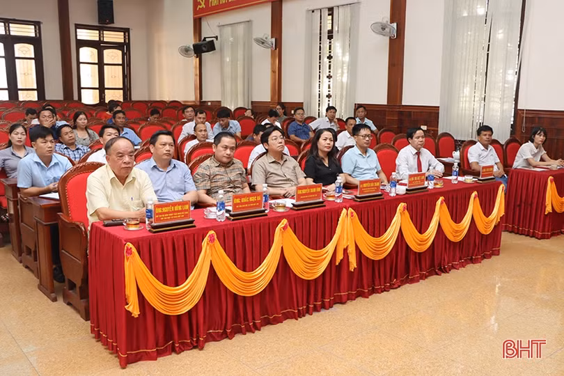 Cẩm Xuyên ký kết hợp tác sản xuất nông nghiệp hữu cơ tuần hoàn với Tập đoàn Quế Lâm