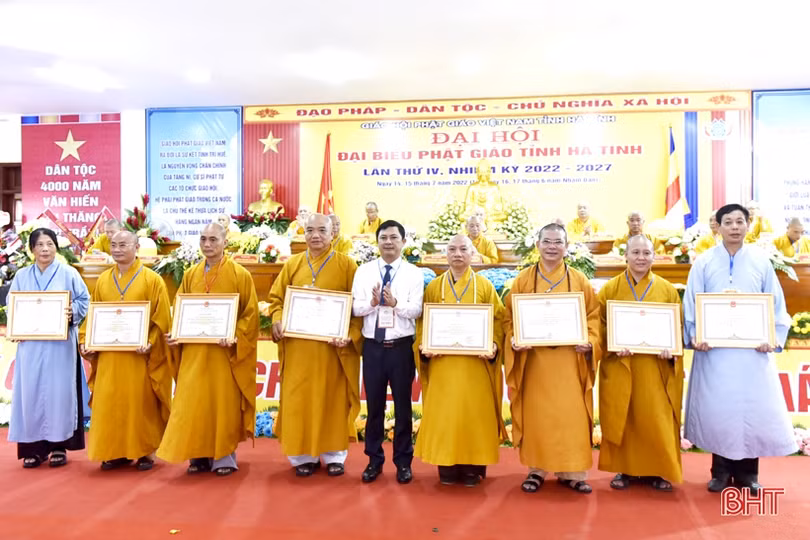 Hòa thượng Thích Bảo Nghiêm tiếp tục được suy cử là Trưởng Ban Trị sự Giáo hội Phật giáo tỉnh Hà Tĩnh